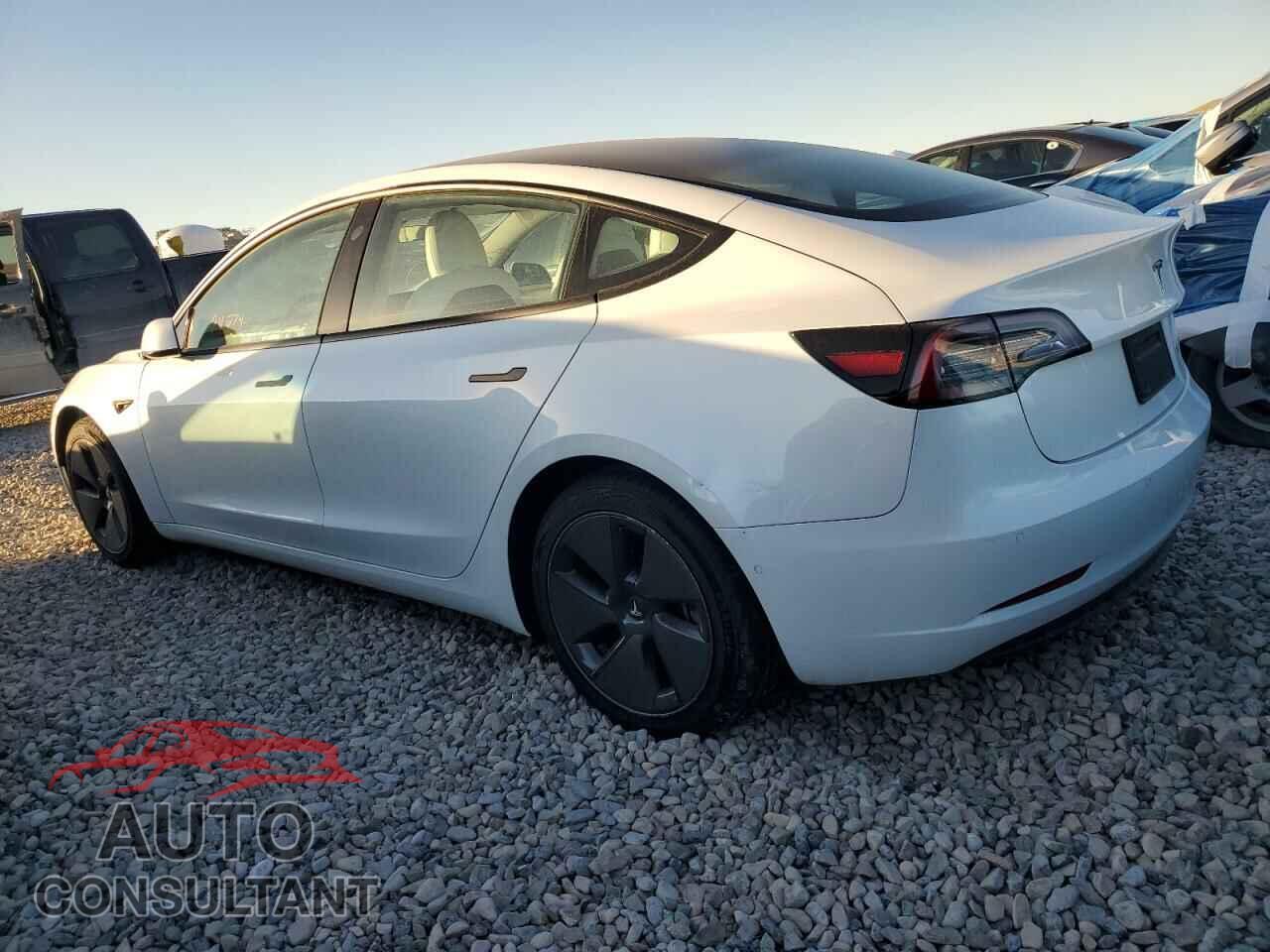 TESLA MODEL 3 2021 - 5YJ3E1EB9MF876071