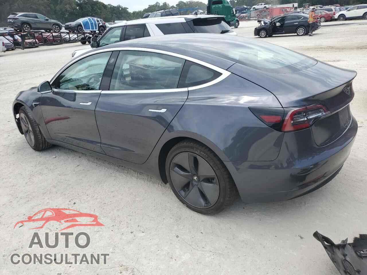 TESLA MODEL 3 2018 - 5YJ3E1EA5JF153496