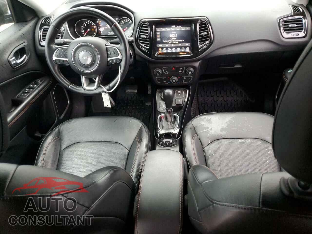 JEEP COMPASS 2021 - 3C4NJDCB0MT515418