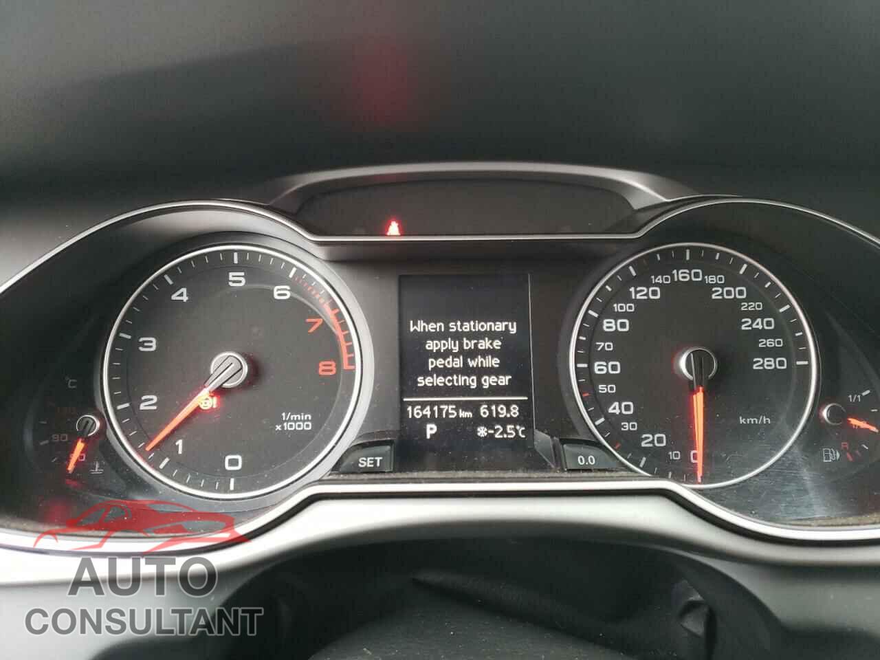 AUDI A4 2013 - WAUBFCFL3DN023448