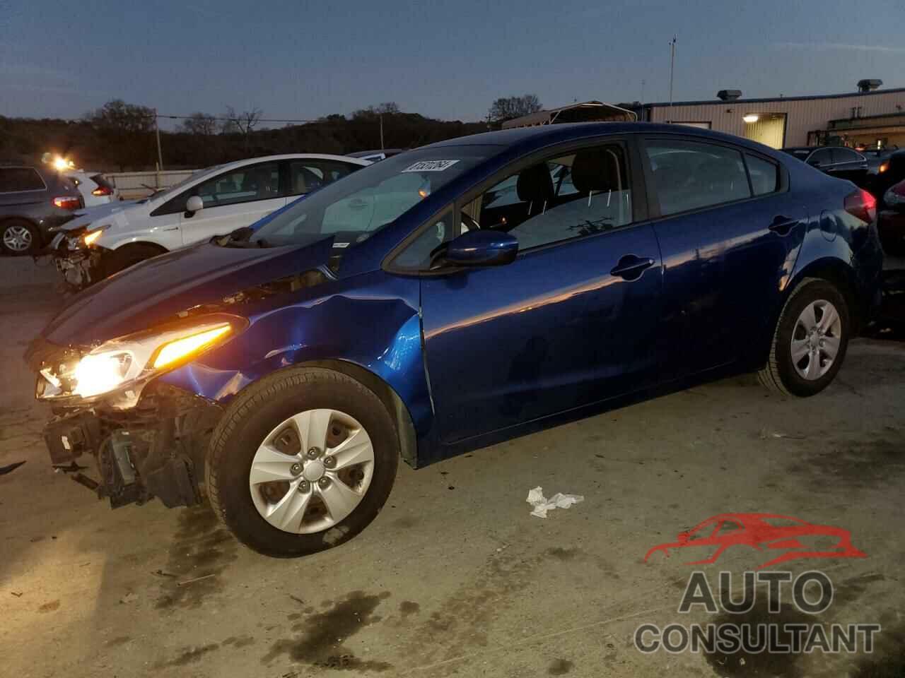 KIA FORTE 2018 - 3KPFK4A76JE210537