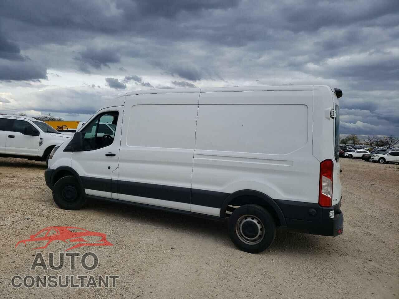 FORD TRANSIT 2018 - 1FTYR2CM0JKB39893