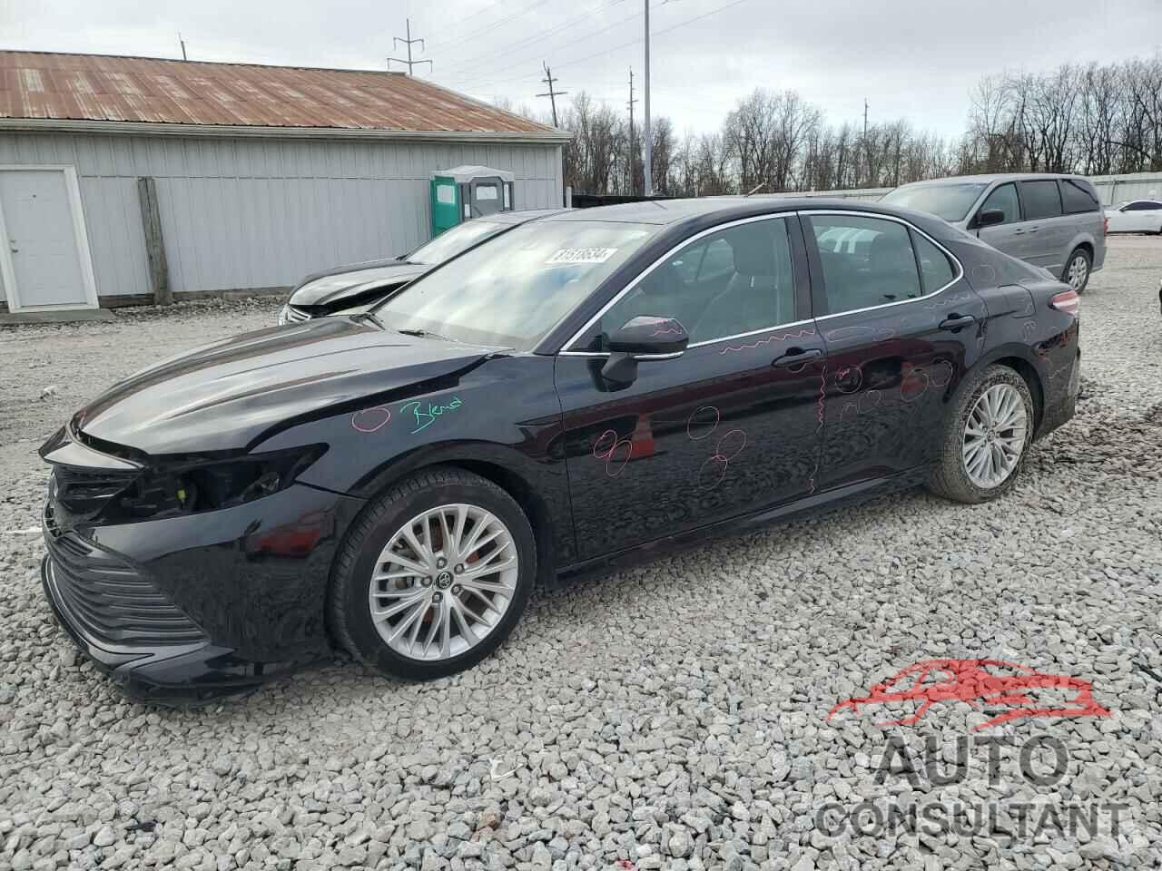 TOYOTA CAMRY 2019 - 4T1B11HK6KU827512