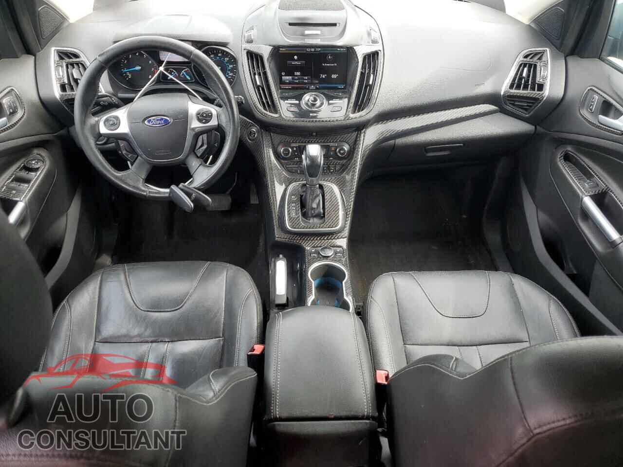 FORD ESCAPE 2013 - 1FMCU0J90DUD07371