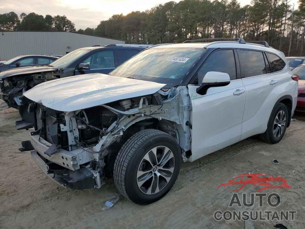 TOYOTA HIGHLANDER 2022 - 5TDGZRBH1NS165345