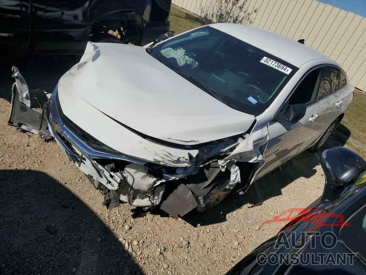 CHEVROLET MALIBU 2020 - 1G1ZB5ST3LF153391