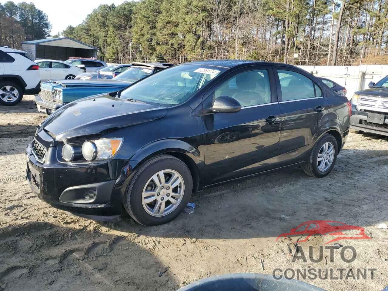 CHEVROLET SONIC 2012 - 1G1JC5SH1C4108807