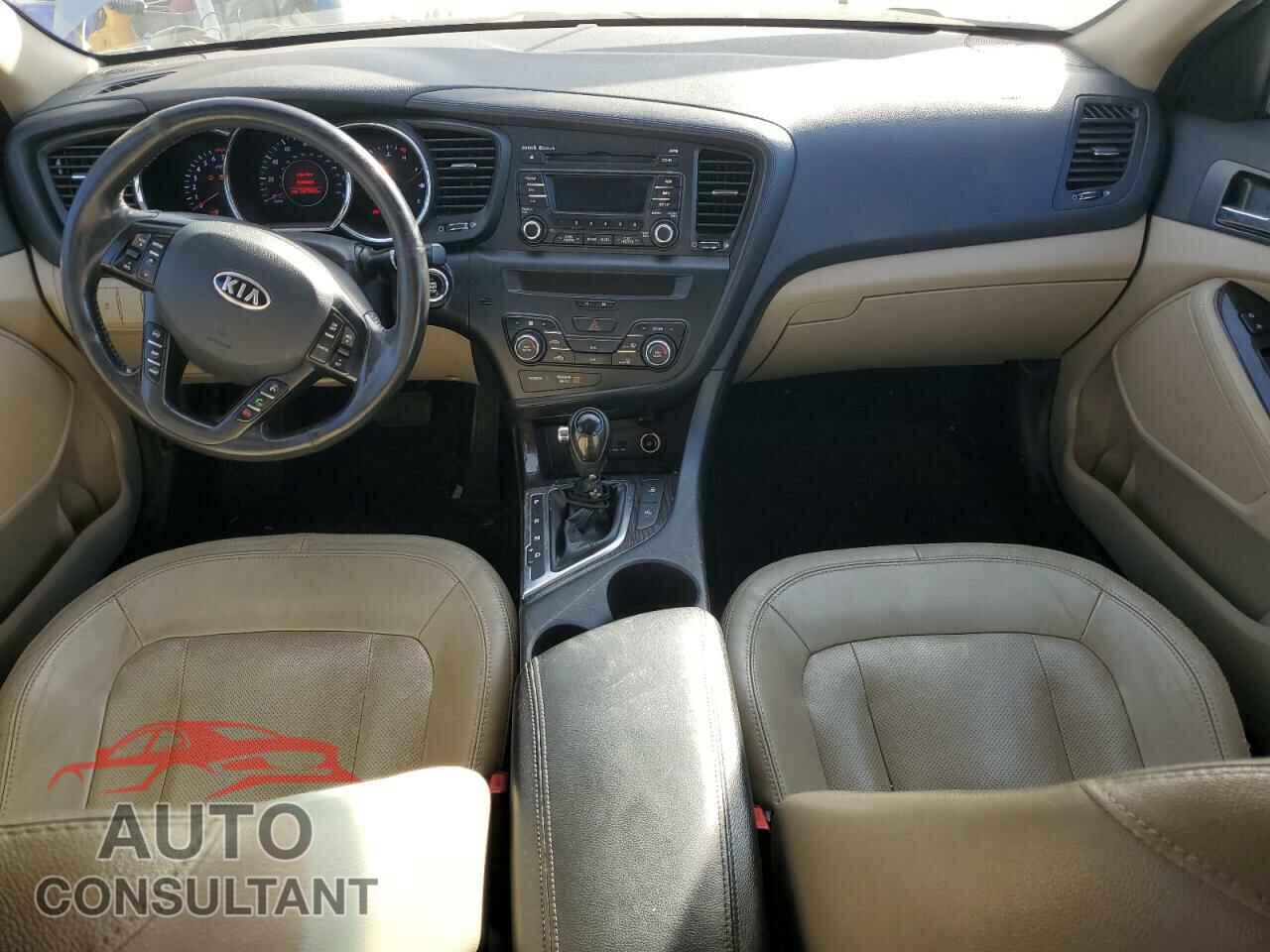 KIA OPTIMA 2011 - KNAGN4A73B5084515
