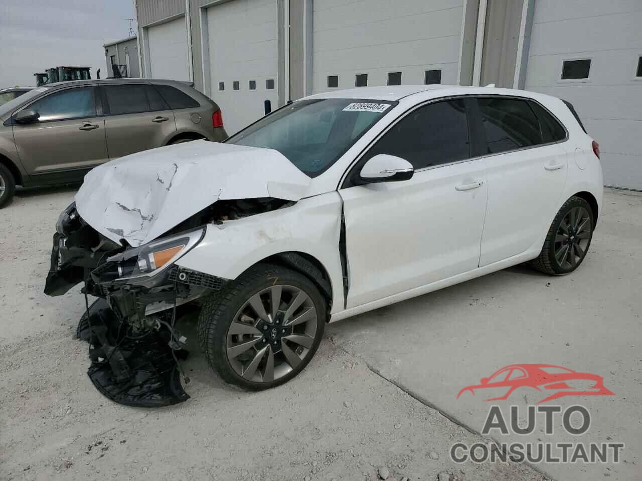 HYUNDAI ELANTRA 2018 - KMHH55LC8JU057933