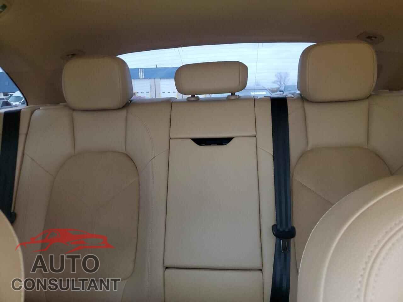 PORSCHE MACAN 2017 - WP1AA2A57HLB08437