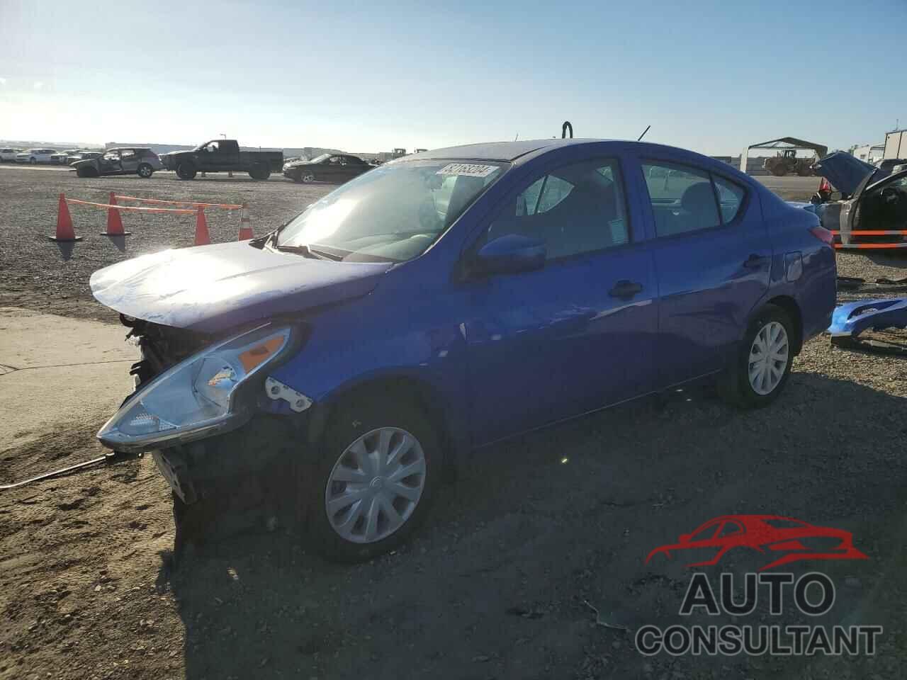 NISSAN VERSA 2017 - 3N1CN7AP8HL804681