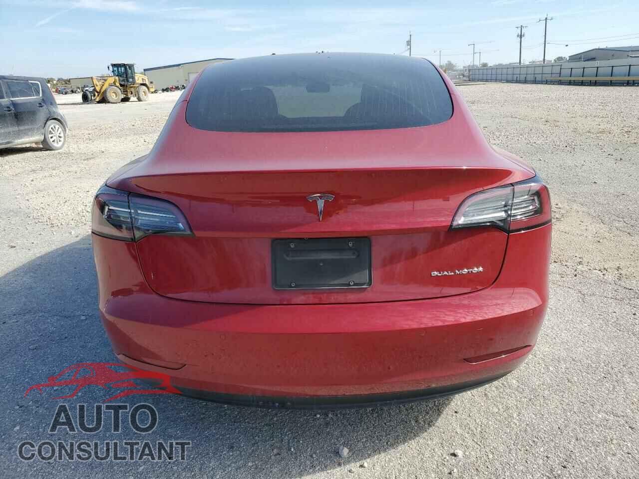 TESLA MODEL 3 2019 - 5YJ3E1EB3KF421777