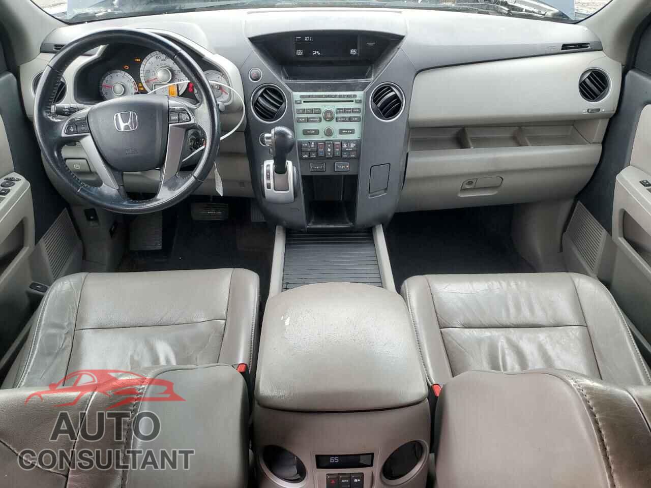 HONDA PILOT 2011 - 5FNYF4H54BB068217
