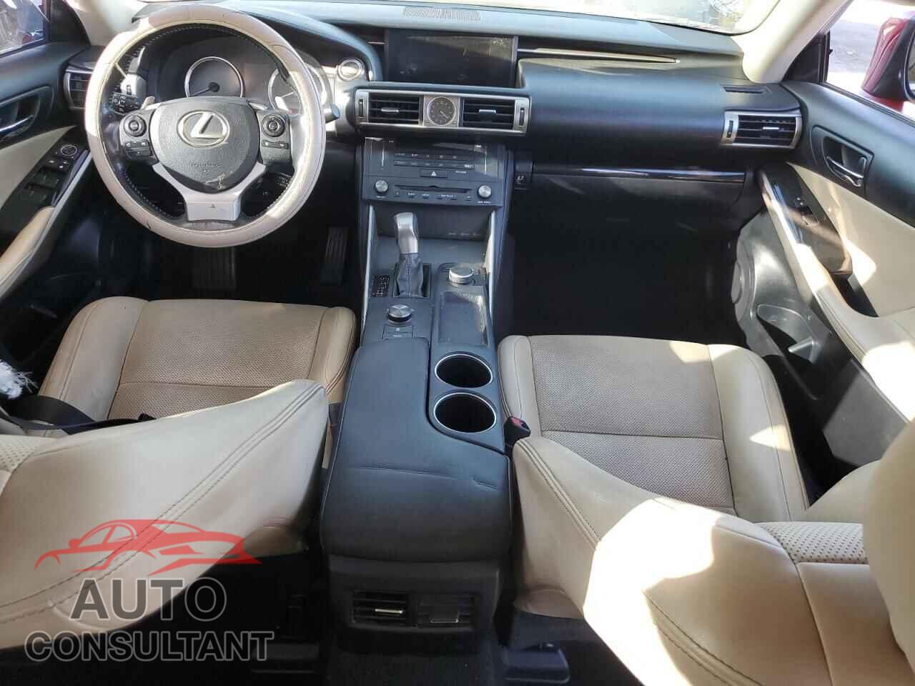 LEXUS IS 2015 - JTHBF1D24F5060608