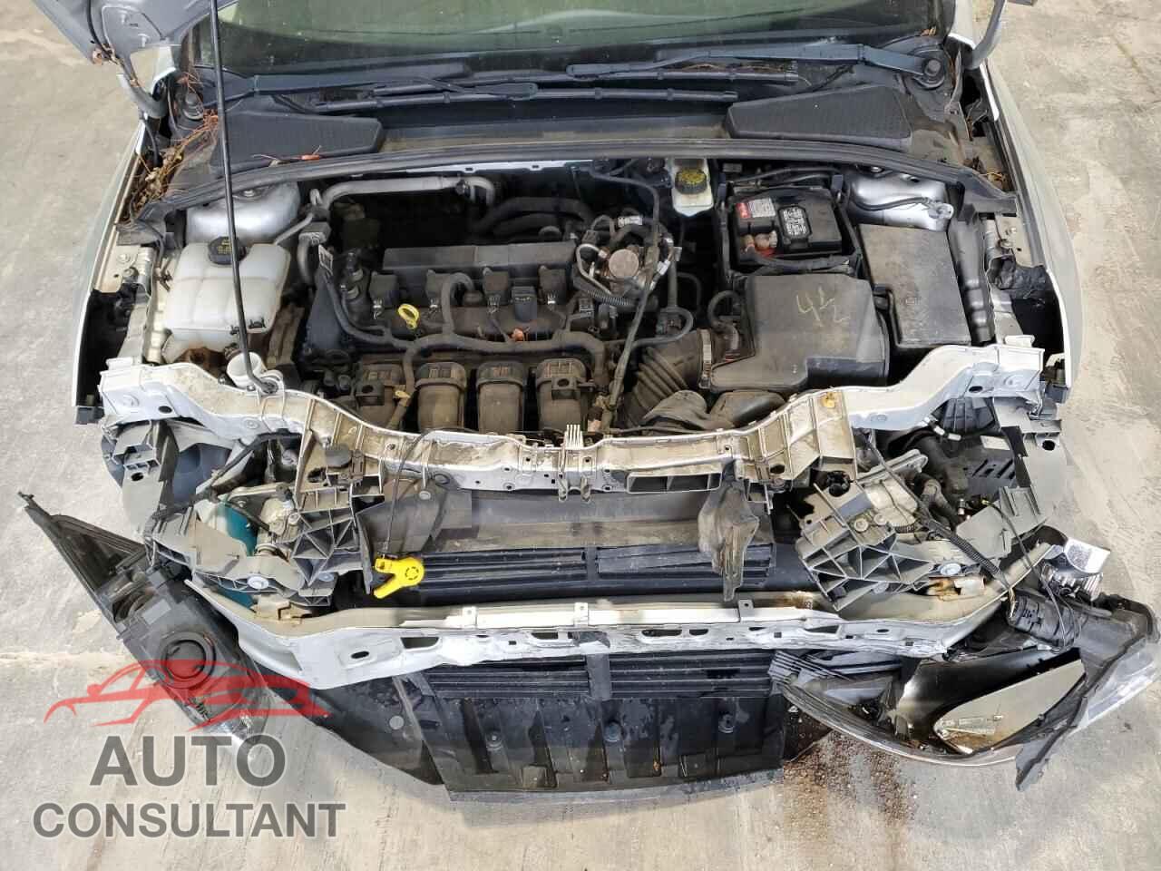 FORD FOCUS 2017 - 1FADP3E26HL256992