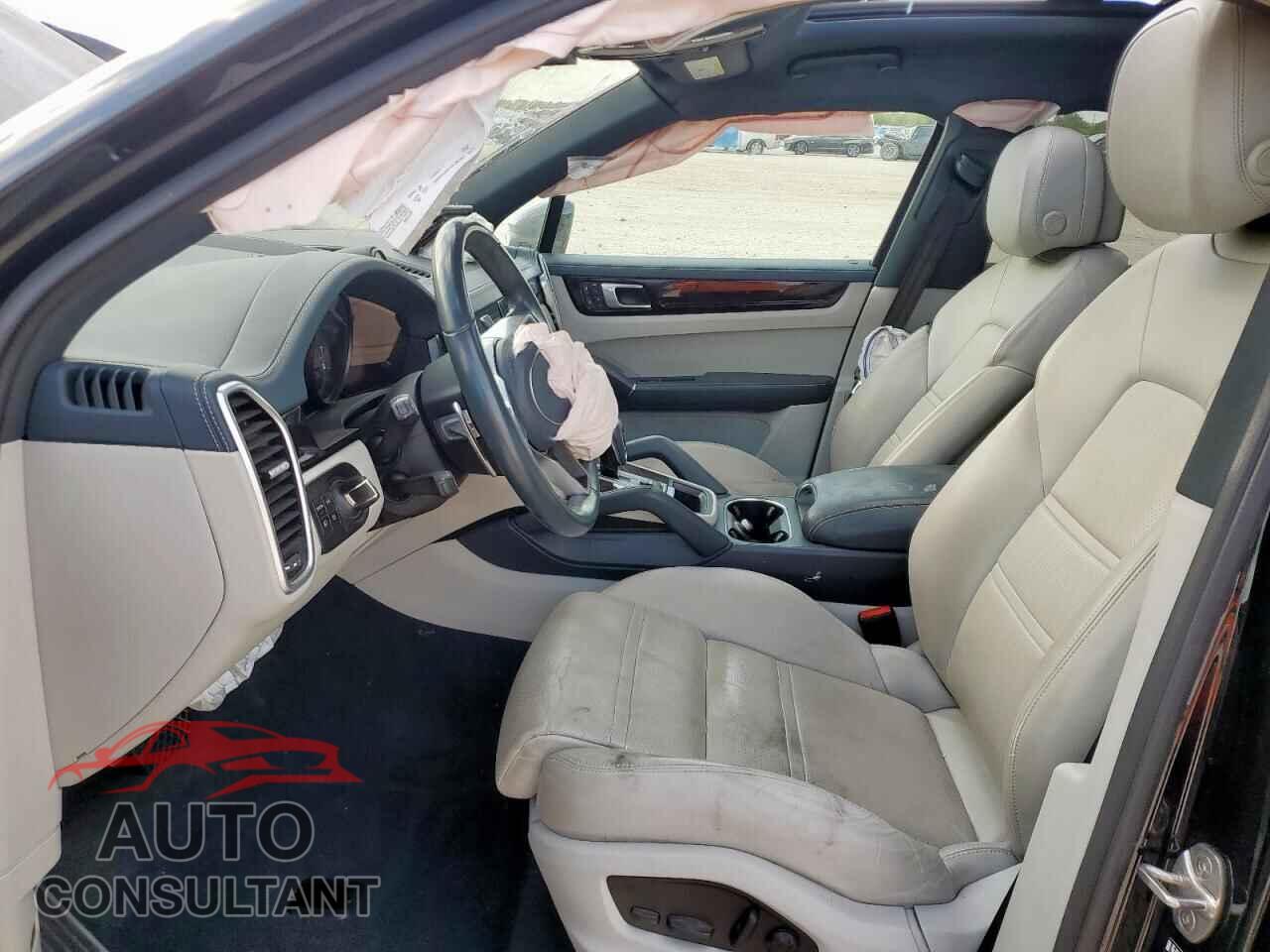 PORSCHE CAYENNE 2022 - WP1AA2AY0NDA03089