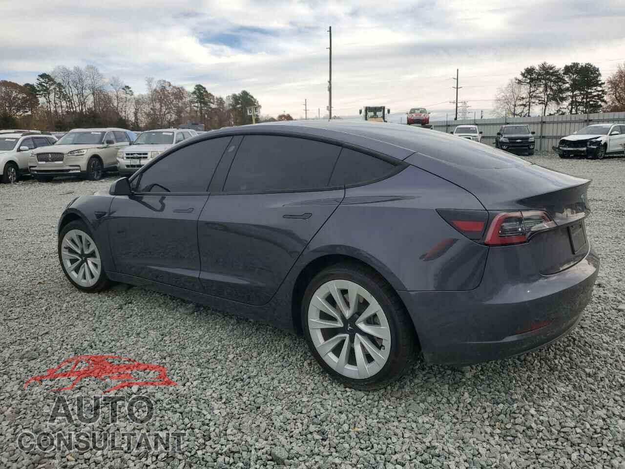 TESLA MODEL 3 2021 - 5YJ3E1EA0MF084124