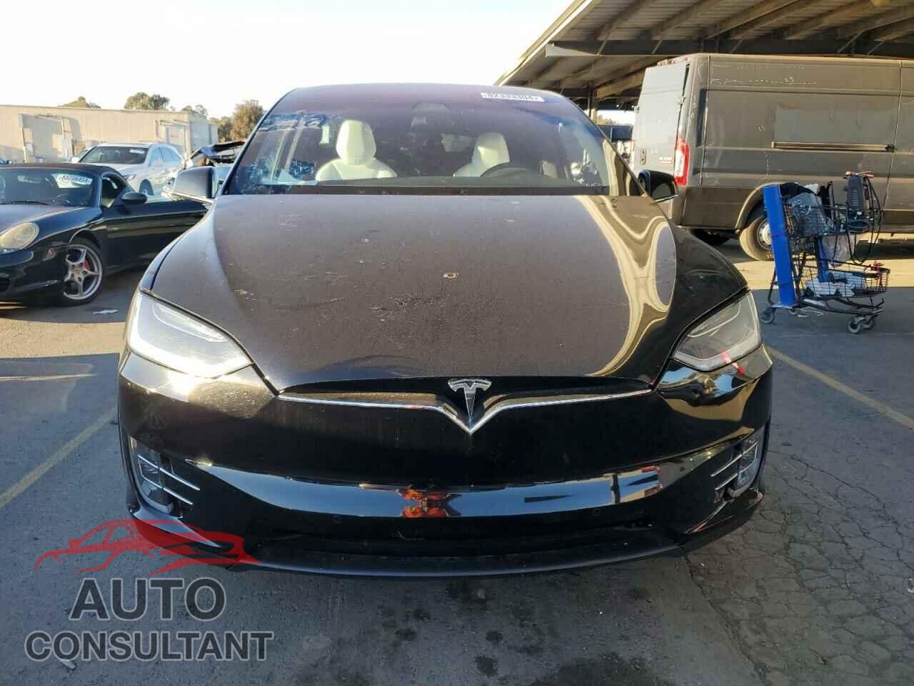 TESLA MODEL X 2019 - 5YJXCBE22KF157464