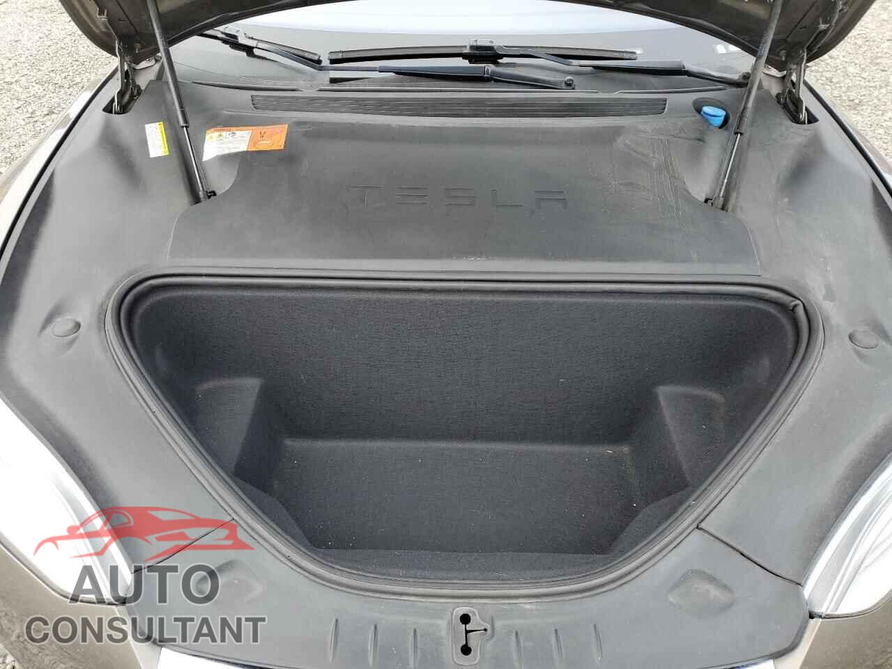 TESLA MODEL S 2016 - 5YJSA1E23GF144269