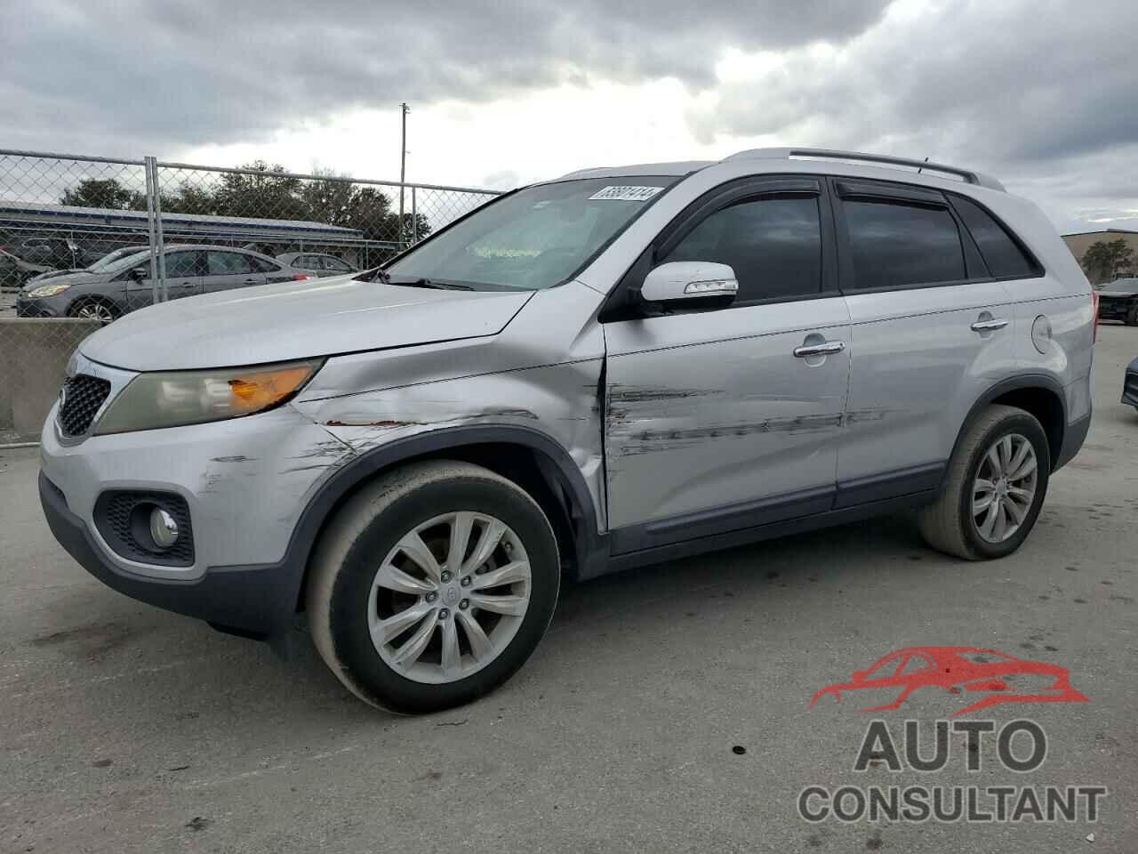 KIA SORENTO 2011 - 5XYKT4A20BG065970