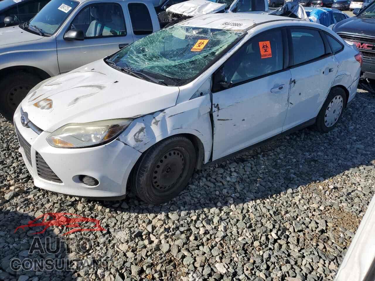 FORD FOCUS 2014 - 1FADP3F29EL255202