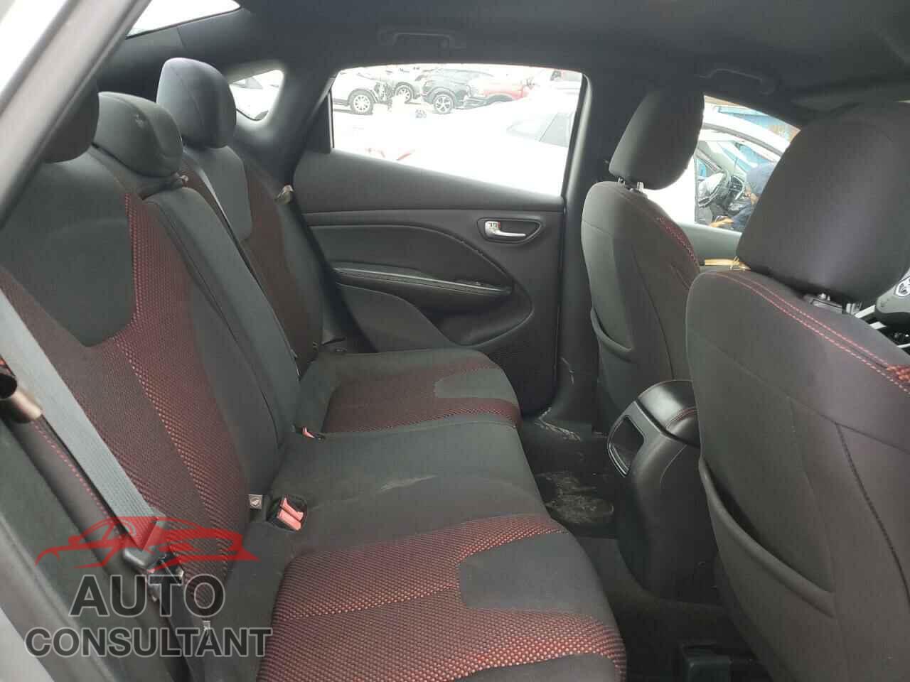 DODGE DART 2015 - 1C3CDFBB1FD422335