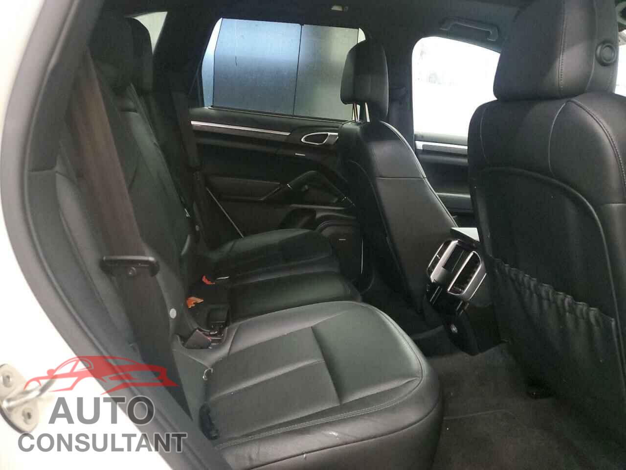 PORSCHE CAYENNE 2011 - WP1AB2A22BLA54801