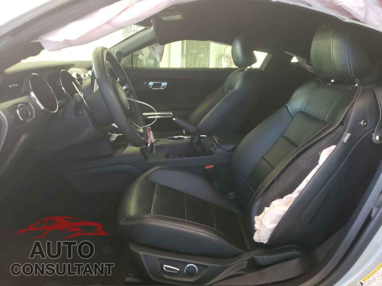 FORD MUSTANG 2017 - 1FA6P8CF1H5228064