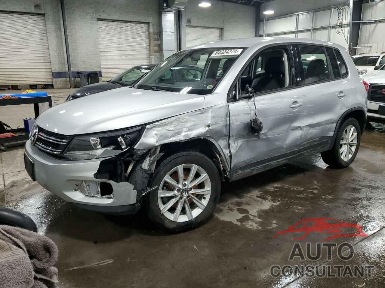 VOLKSWAGEN TIGUAN 2017 - WVGBV7AXXHK044159