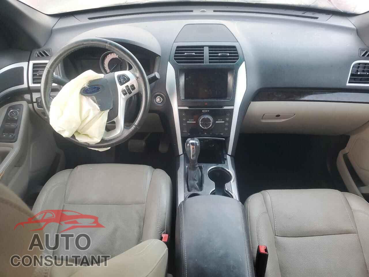FORD EXPLORER 2015 - 1FM5K7F80FGB16204