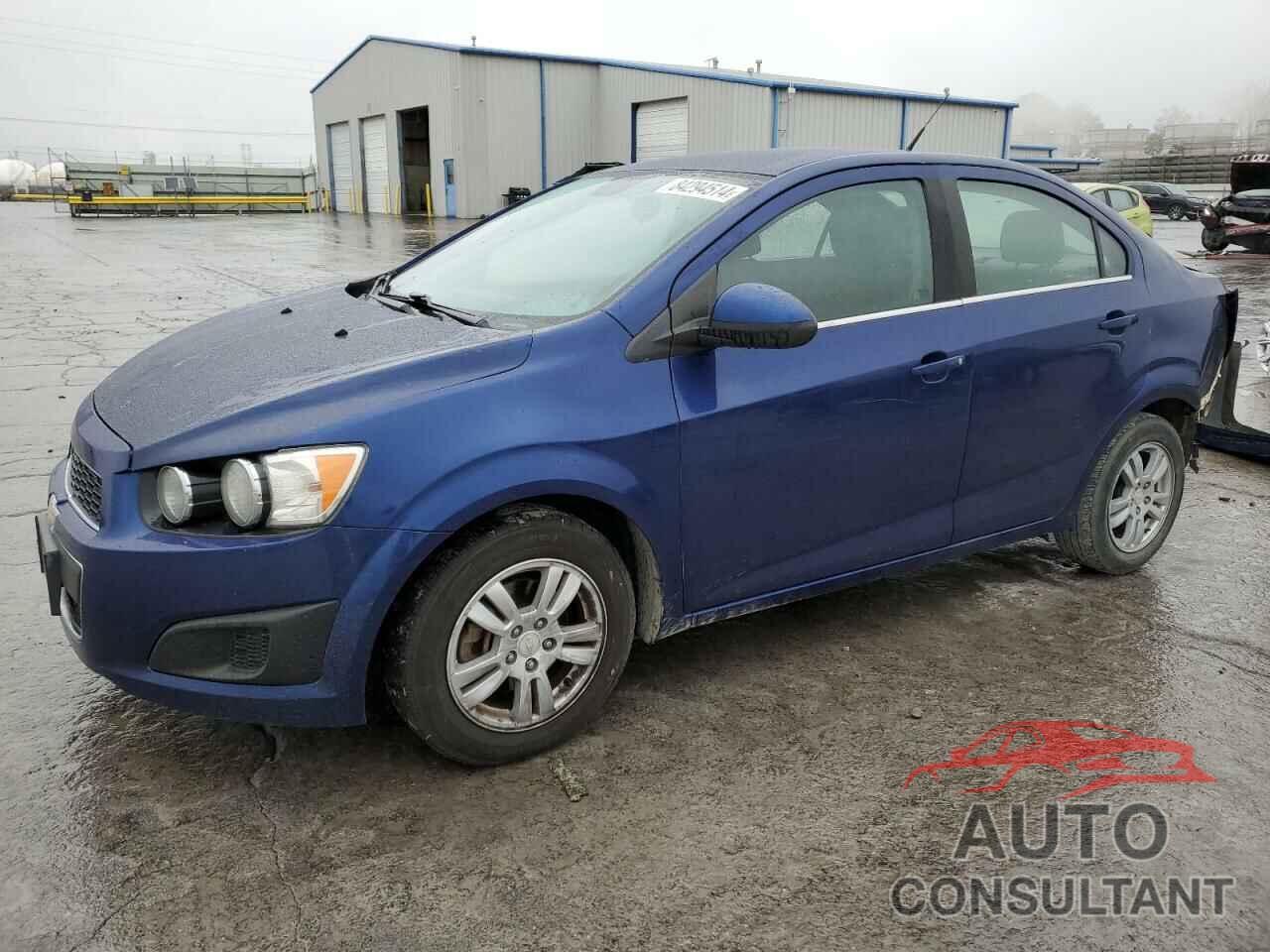 CHEVROLET SONIC 2013 - 1G1JC5SH8D4213474