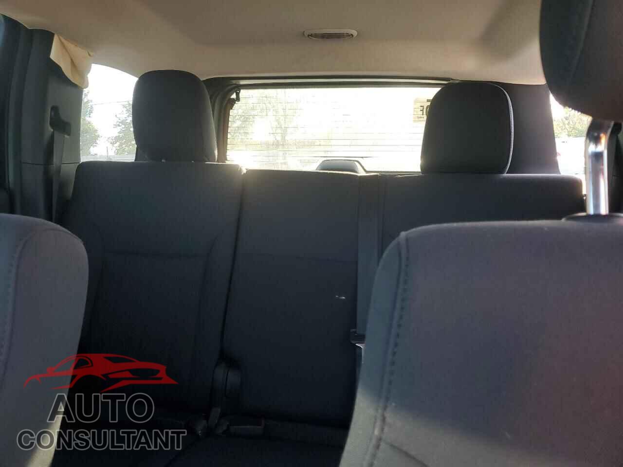 JEEP LIBERTY 2011 - 1J4PN2GK2BW555559
