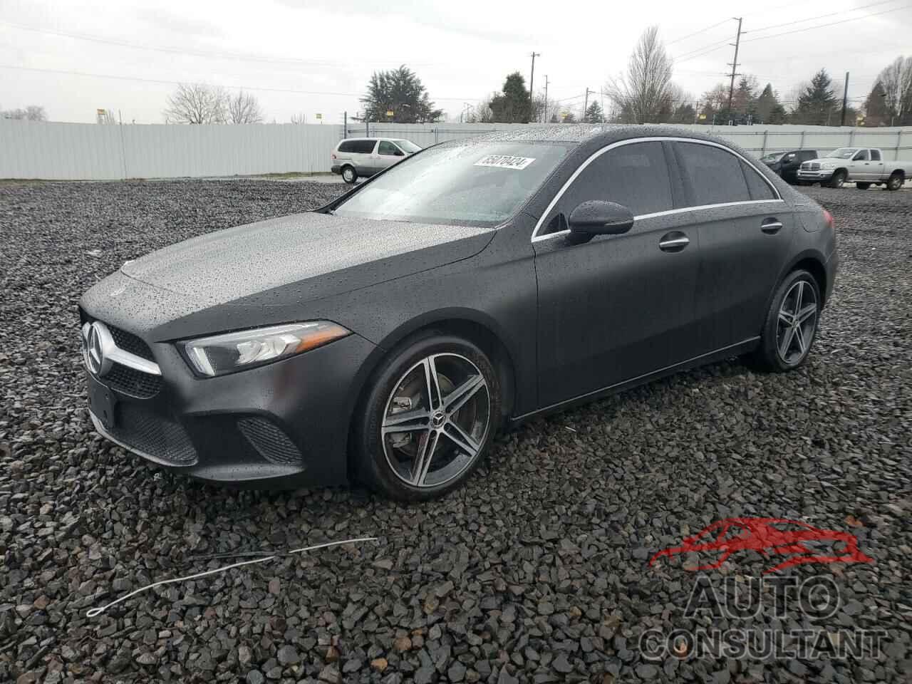 MERCEDES-BENZ A-CLASS 2022 - W1K3G4FB1NJ367943