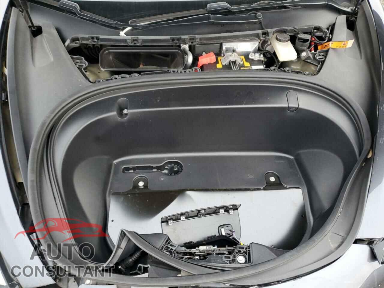 TESLA MODEL 3 2018 - 5YJ3E1EB4JF115802