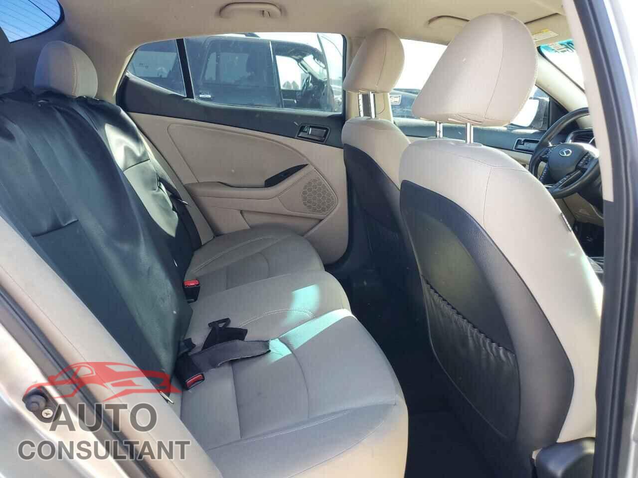 KIA OPTIMA 2013 - KNAGM4A77D5351256