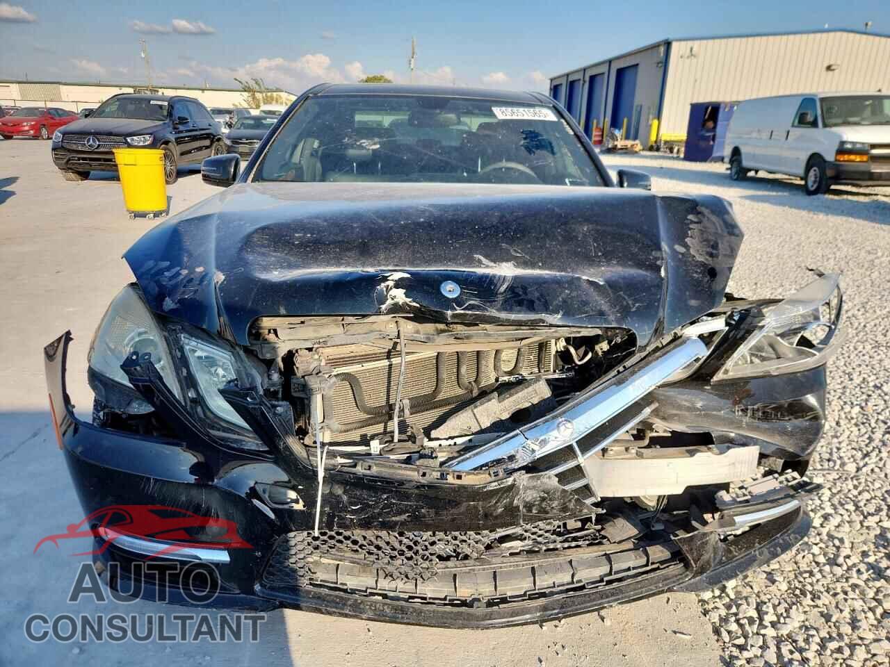 MERCEDES-BENZ E-CLASS 2012 - WDDHF5KB1CA637481