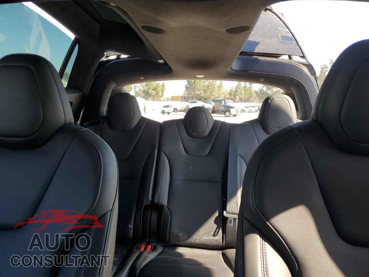 TESLA MODEL X 2024 - 7SAXCDE56RF444874