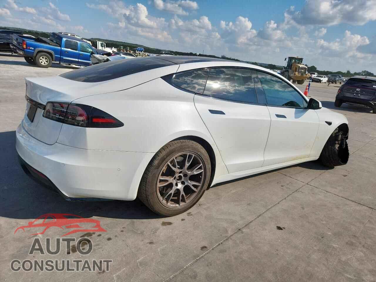 TESLA MODEL S 2023 - 5YJSA1E56PF500191