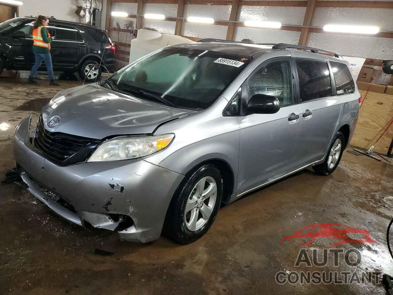 TOYOTA SIENNA 2011 - 5TDKA3DC3BS003454