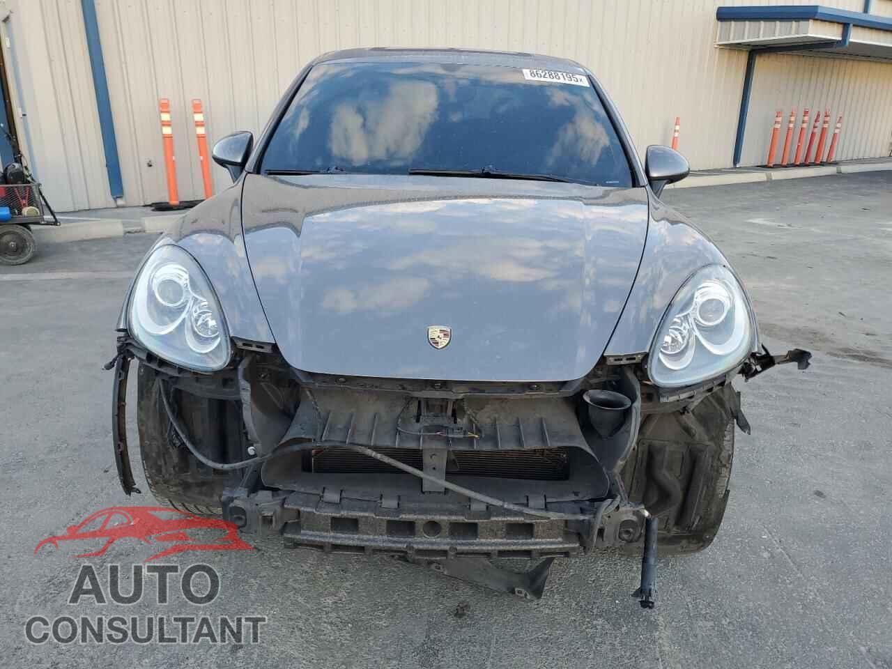 PORSCHE CAYENNE 2012 - WP1AA2A21CLA01124