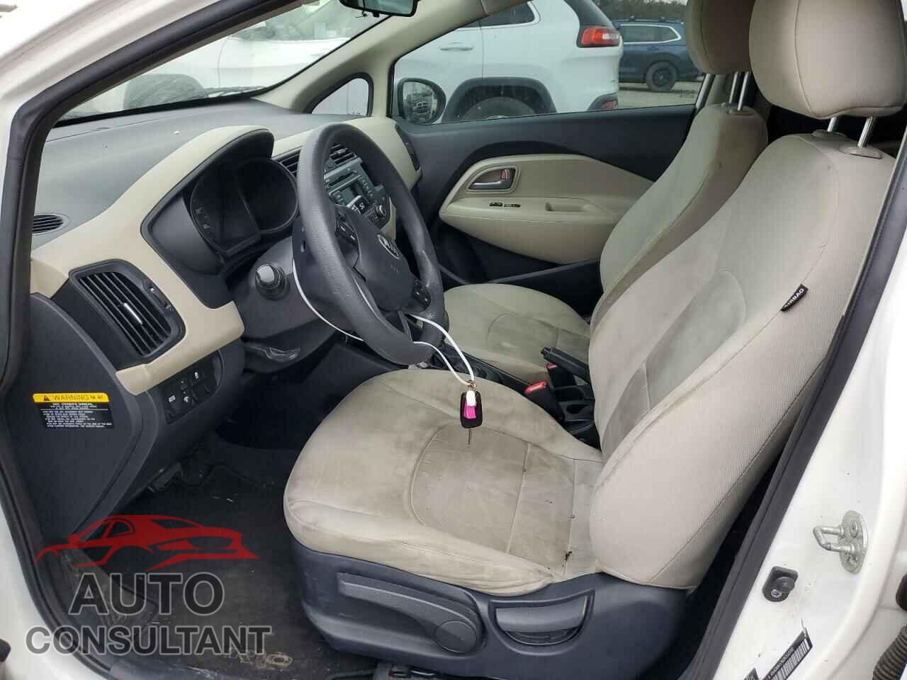 KIA RIO 2013 - KNADM4A36D6302091