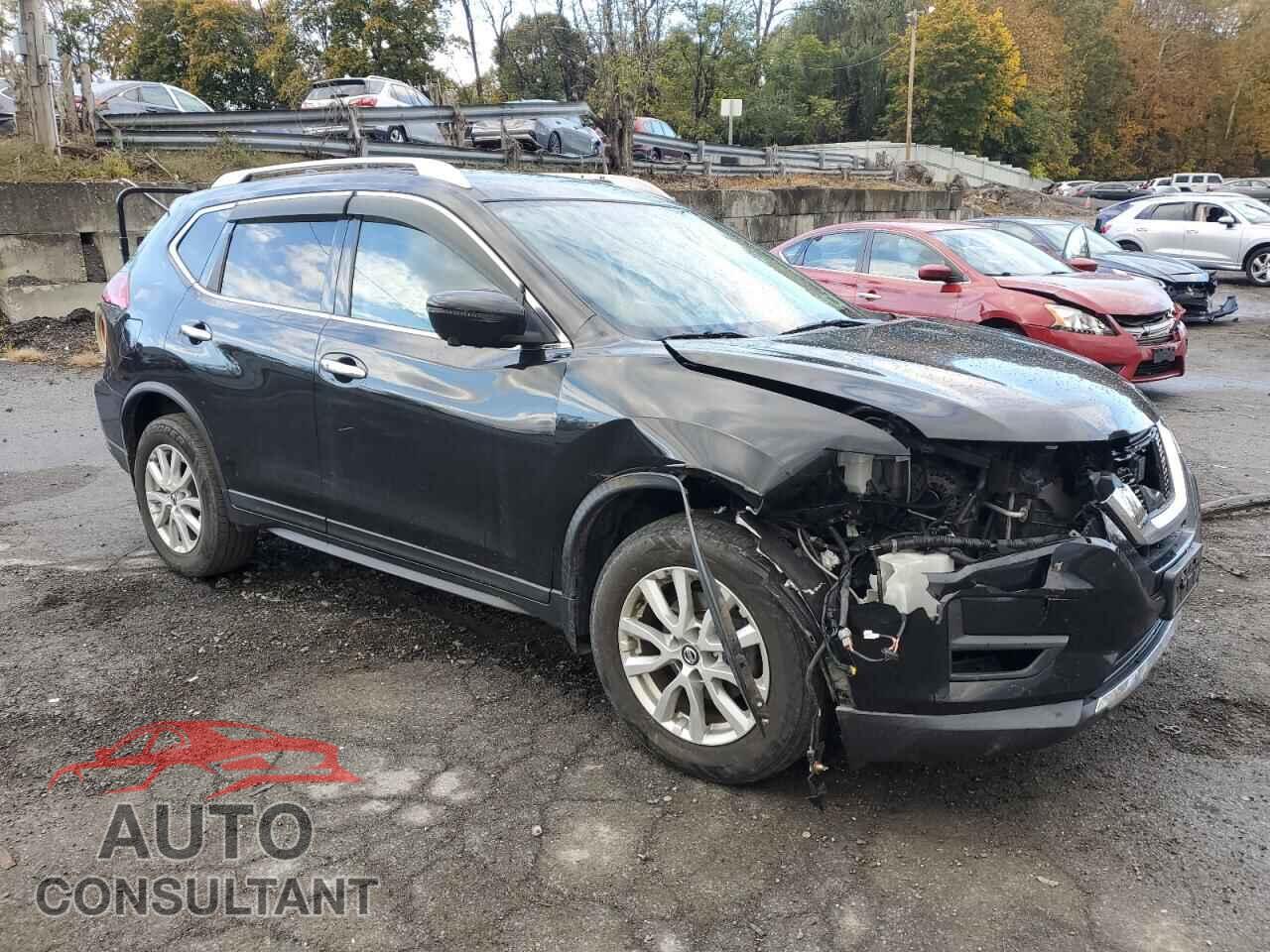 NISSAN ROGUE 2017 - KNMAT2MV6HP618133
