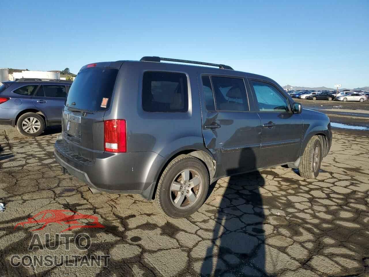 HONDA PILOT 2011 - 5FNYF3H72BB034708