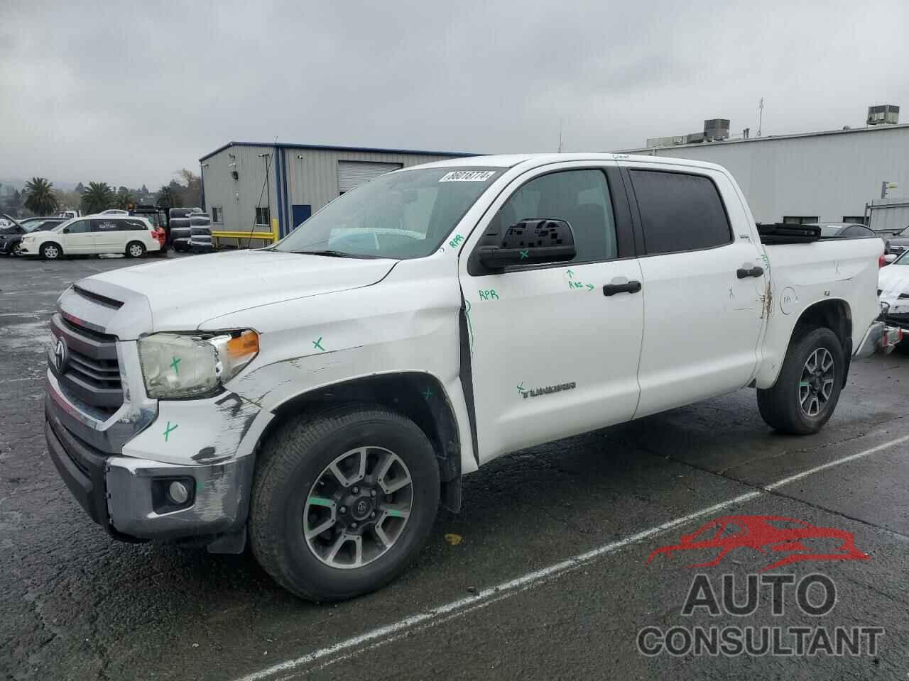 TOYOTA TUNDRA 2015 - 5TFEM5F17FX092750