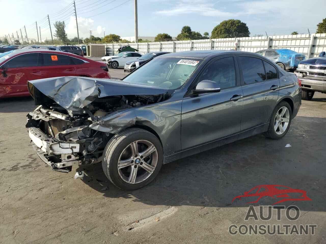BMW 3 SERIES 2013 - WBA3B3C53DF541317