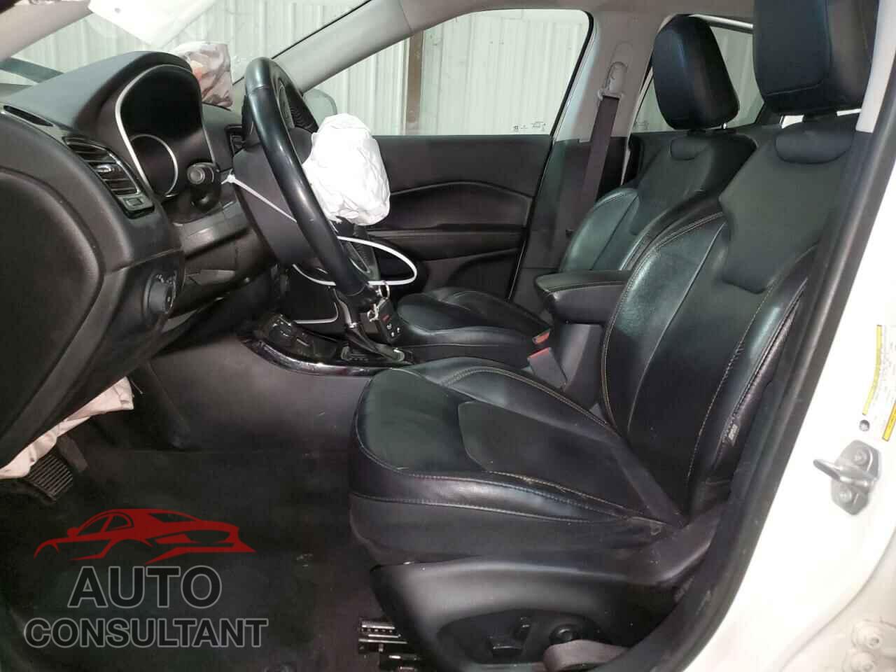 JEEP COMPASS 2018 - 3C4NJDCBXJT484500