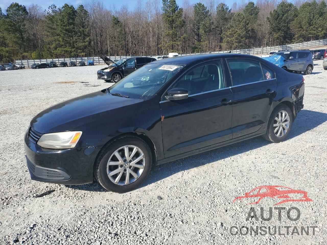 VOLKSWAGEN JETTA 2013 - 3VWDX7AJ4DM257370