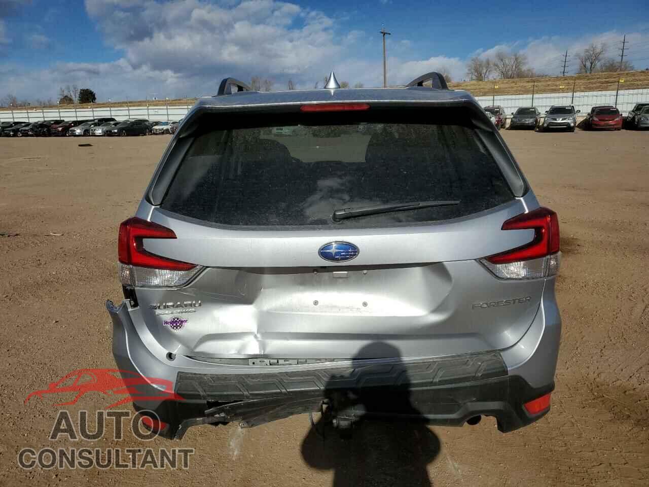 SUBARU FORESTER 2019 - JF2SKAGC3KH406028