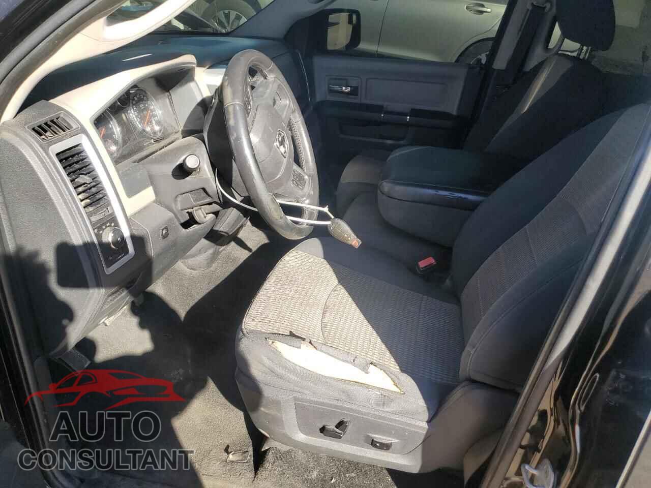 DODGE RAM 1500 2012 - 1C6RD7LT7CS320619