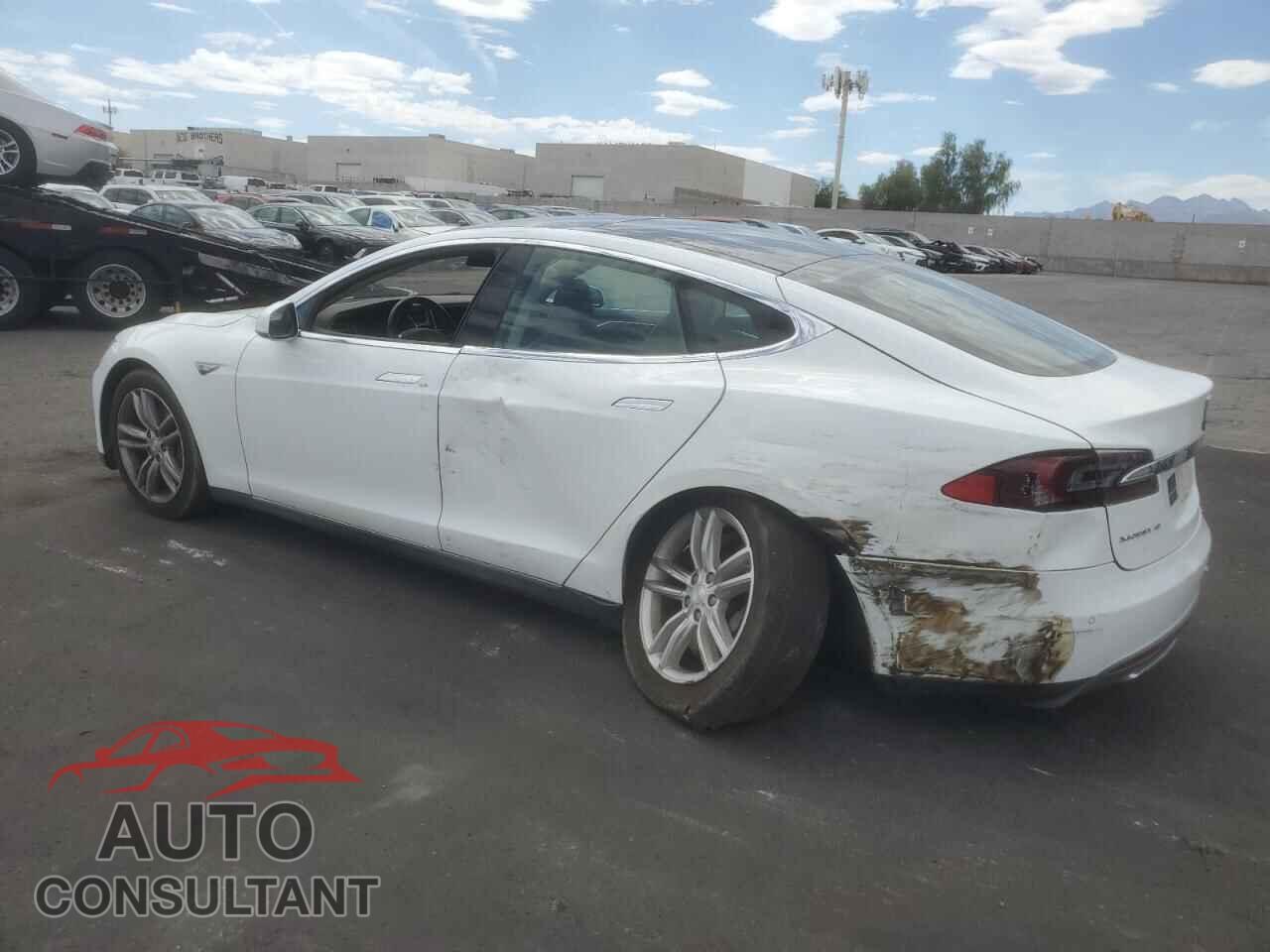 TESLA MODEL S 2014 - 5YJSA1H18EFP50408